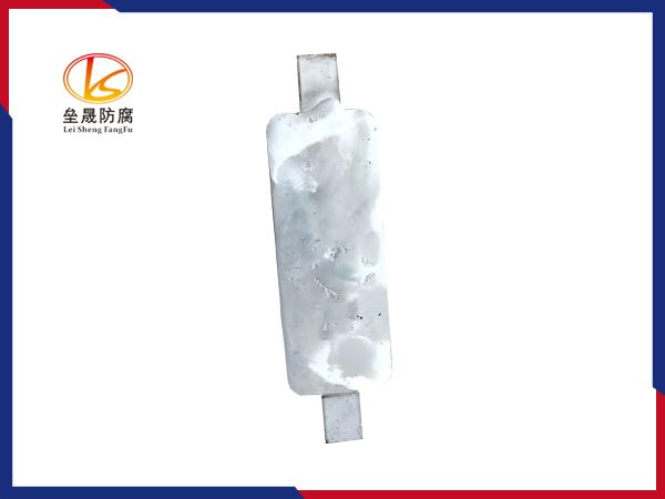 海水冷卻水系統(tǒng)常用長(zhǎng)條形犧牲陽(yáng)極